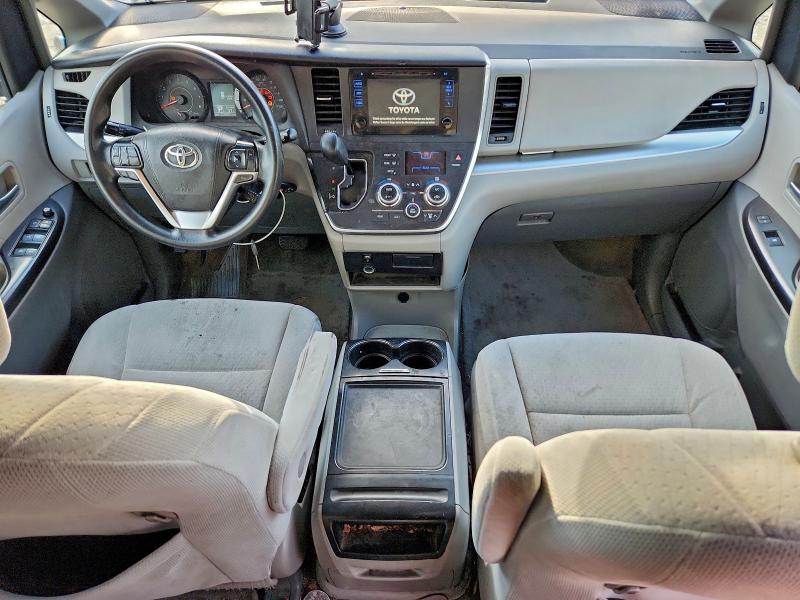 Photo 8 from auction – 2015 TOYOTA SIENNA LE with VIN 5TDKK3DCXFS678978