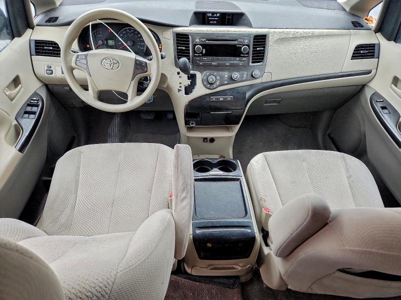 Photo 8 from auction – 2011 TOYOTA SIENNA LE with VIN 5TDKK3DC5BS047338