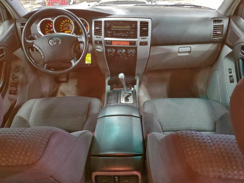 Photo 8 from auction – 2004 TOYOTA 4RUNNER SR with VIN JTEBU14RX48022845