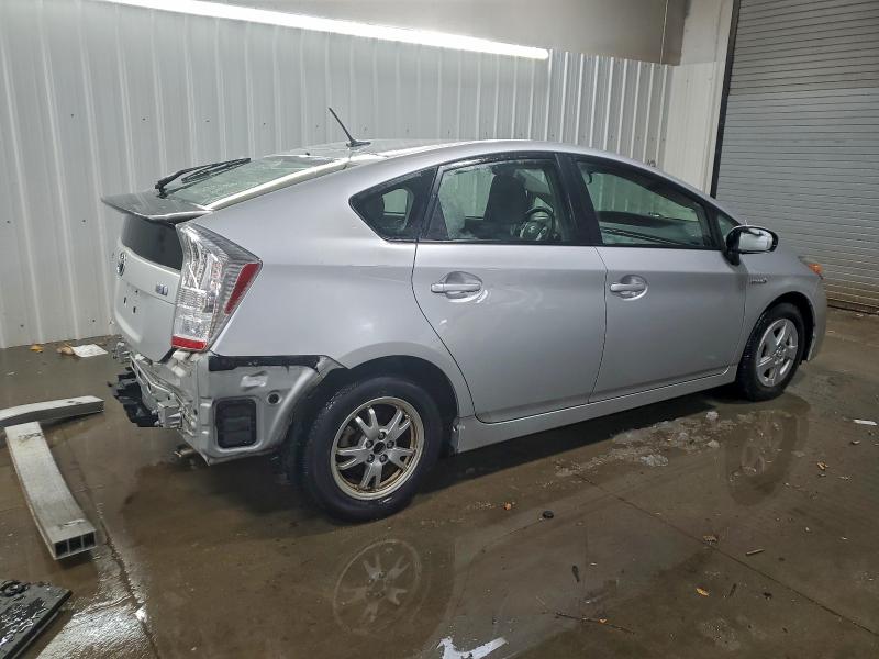 Photo 3 from auction – 2011 TOYOTA PRIUS with VIN JTDKN3DU5B0261457