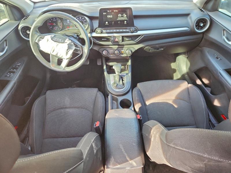 Photo 8 from auction – 2021 KIA FORTE FE with VIN 3KPF24AD6ME309966