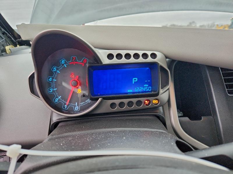 Photo 9 from auction – 2015 CHEVROLET SONIC LT with VIN 1G1JC5SHXF4132284