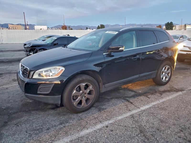 VOLVO XC60 3.2 2011 with VIN YV4940DL9B2212562 - Photo from auction
