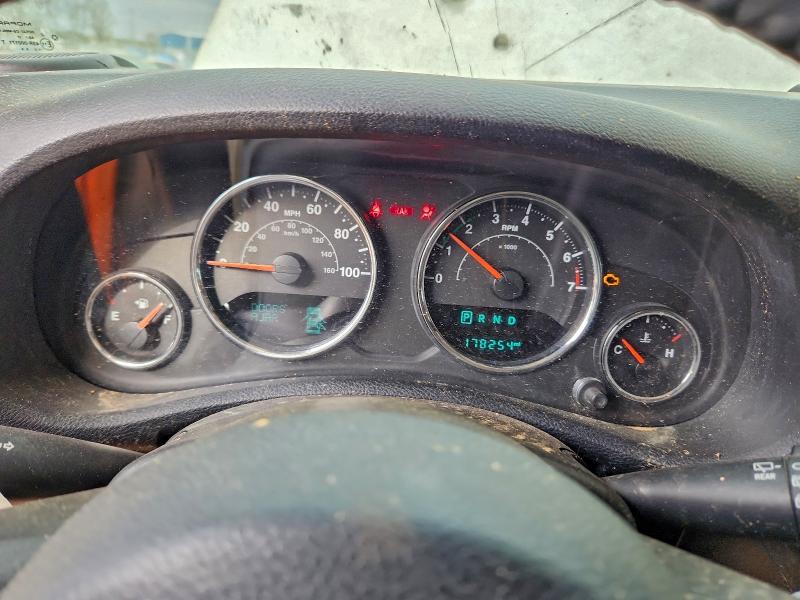 Photo 9 from auction – 2017 JEEP WRANGLER U with VIN 1C4BJWDG4HL716488