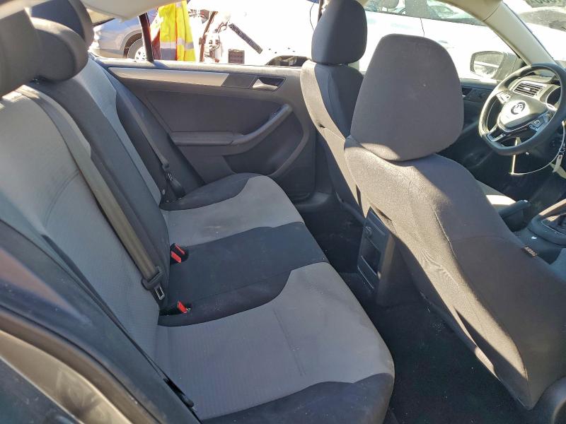 Photo 10 from auction – 2017 VOLKSWAGEN JETTA with VIN 3VW2B7AJ0HM266711