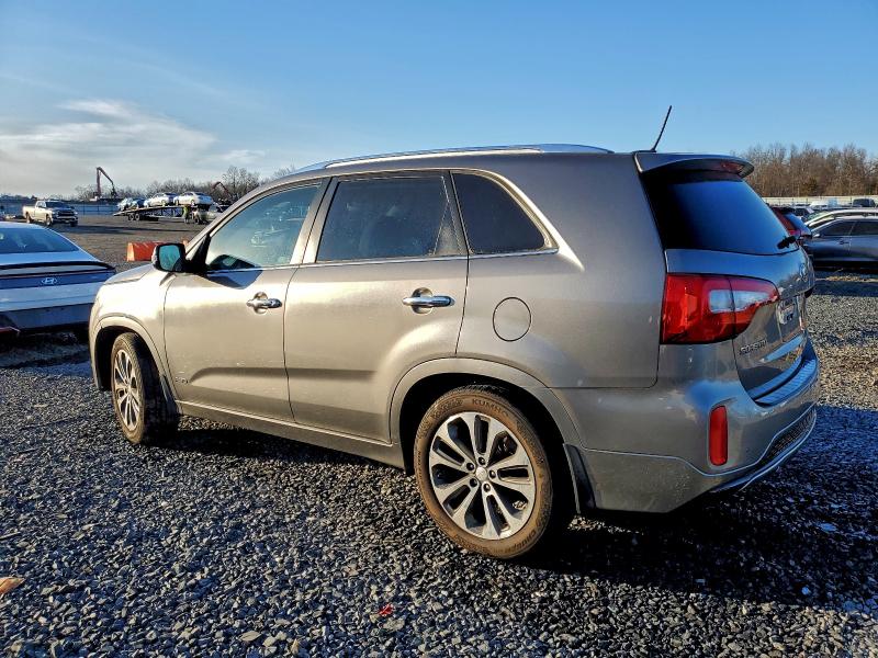 Photo 2 from auction – 2015 KIA SORENTO SX with VIN 5XYKWDA71FG626587