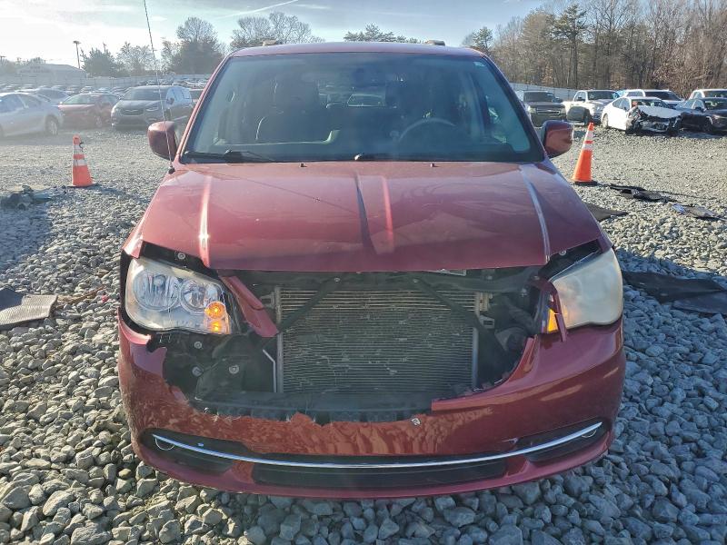 Photo 5 from auction – 2015 CHRYSLER TOWN & COU with VIN 2C4RC1BG0FR594859