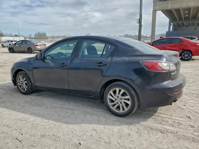 Photo 2 from auction – 2012 MAZDA 3 I with VIN JM1BL1V79C1653484