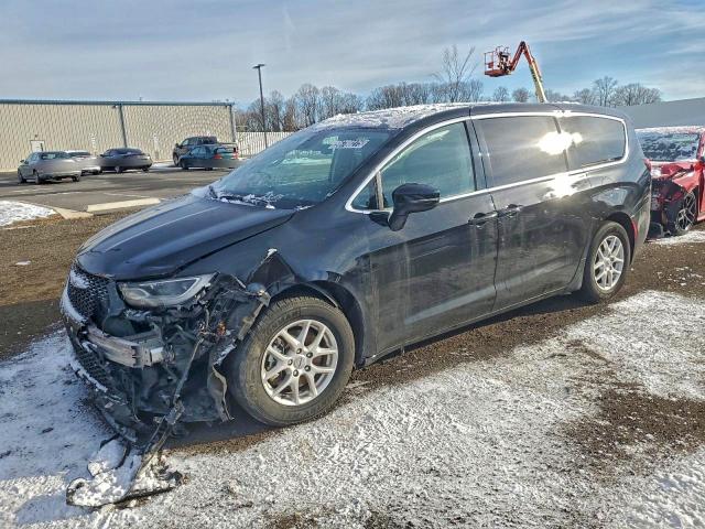 CHRYSLER PACIFICA T 2024 with VIN 2C4RC1BG8RR148642 - Photo from auction