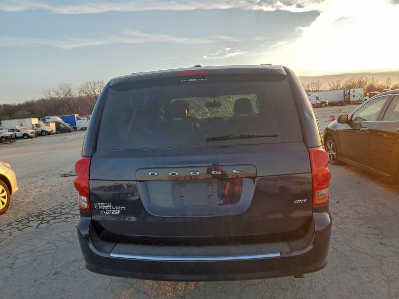 Photo 6 from auction – 2014 DODGE GRAND CARAVAN with VIN 2C4RDGCG0ER422585