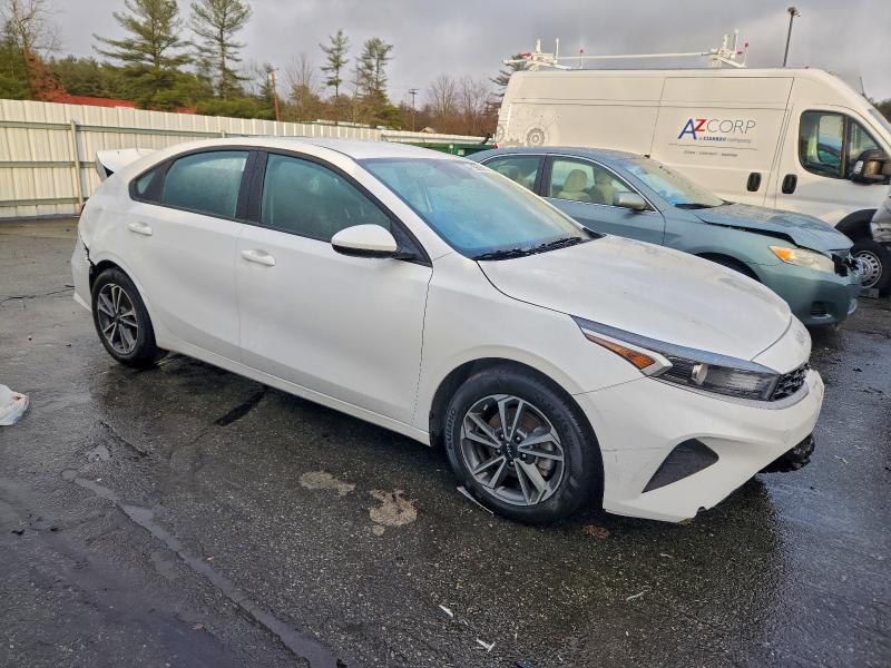 Photo 4 from auction – 2023 KIA FORTE LX with VIN 3KPF24AD2PE537628