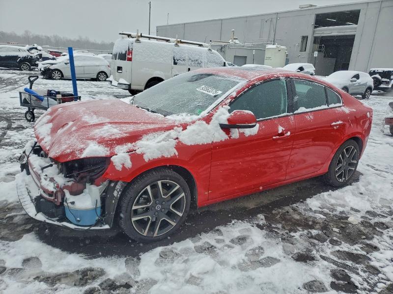 VOLVO S60 DYNAMI 2018 with VIN YV126MFL3J2450600 - Photo from auction