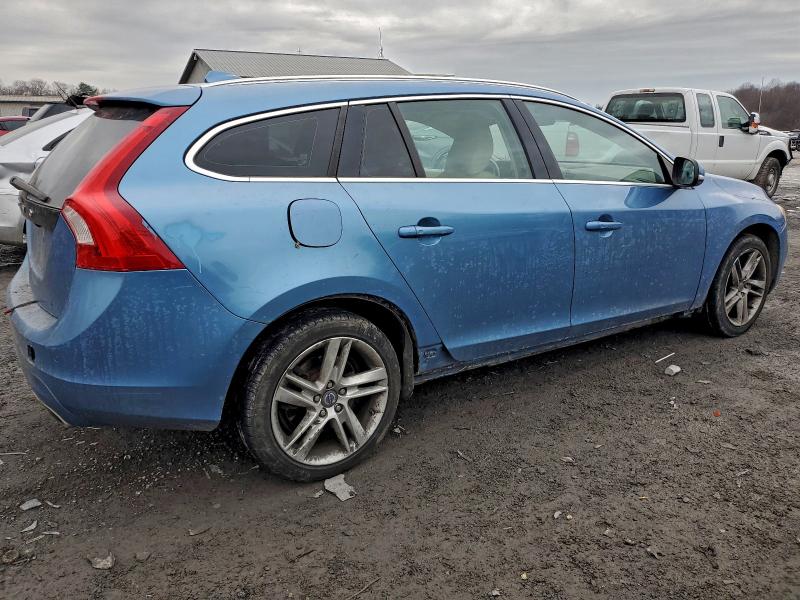 Photo 3 from auction – 2015 VOLVO V60 PREMIE with VIN YV140MEK2F1225648