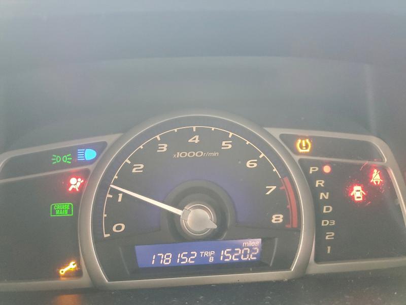 Photo 9 from auction – 2010 HONDA CIVIC LX with VIN 19XFA1F58AE066448
