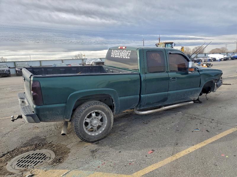 Photo 3 from auction – 2003 CHEVROLET SILVERADO with VIN 1GCHK29U13E112148