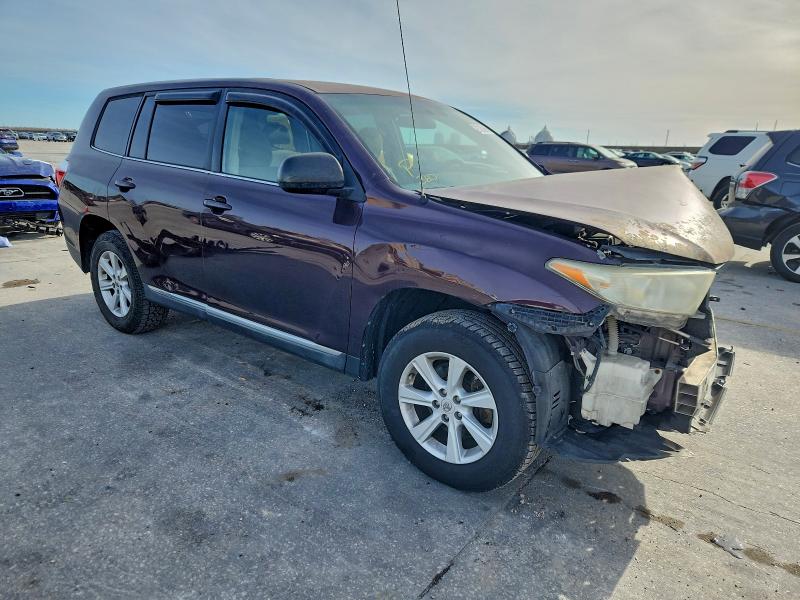 Photo 4 from auction – 2012 TOYOTA HIGHLANDER with VIN 5TDZA3EH3CS024895