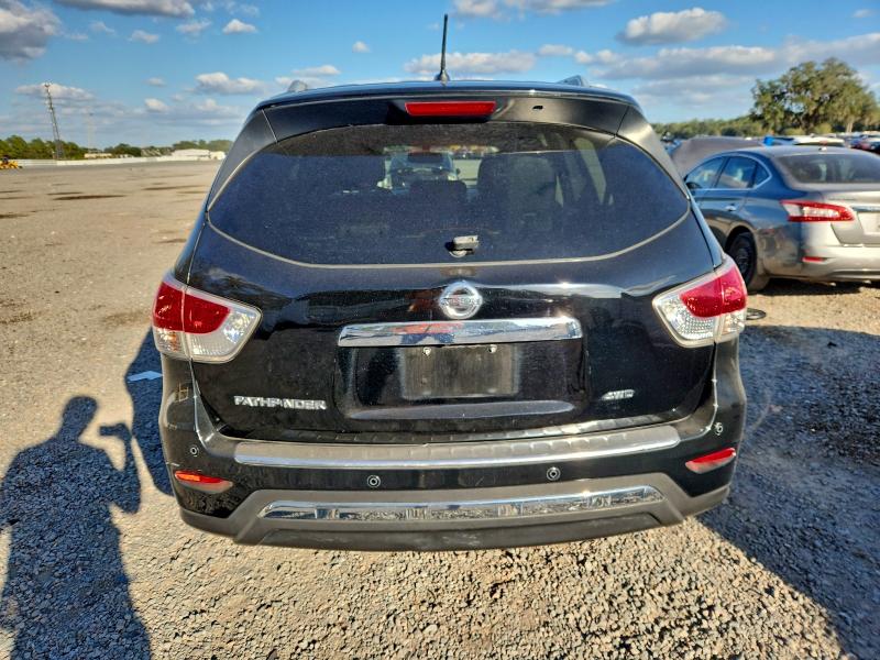 Photo 6 from auction – 2015 NISSAN PATHFINDER with VIN 5N1AR2MM7FC604490