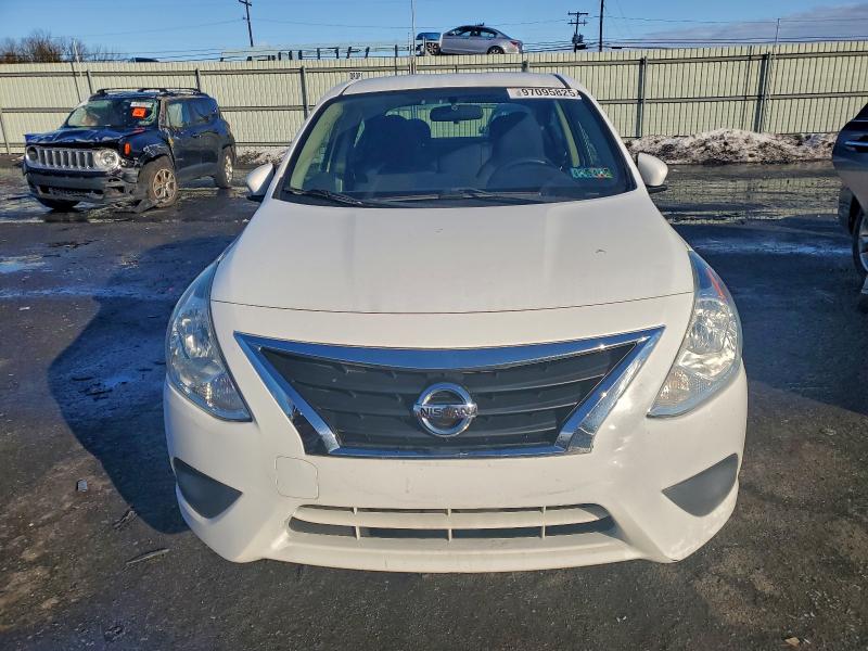 Photo 5 from auction – 2016 NISSAN VERSA S with VIN 3N1CN7AP1GL847161