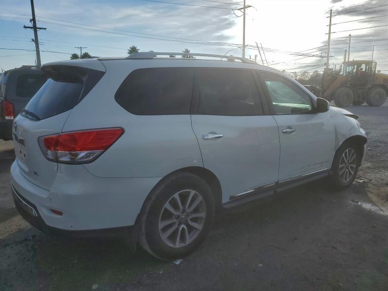 Photo 3 from auction – 2014 NISSAN PATHFINDER with VIN 5N1AR2MN1EC692590