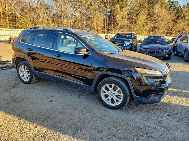 Photo 4 from auction – 2018 JEEP CHEROKEE L with VIN 1C4PJLLB6JD540358