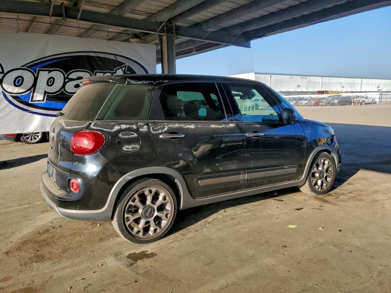 Photo 3 from auction – 2014 FIAT 500L TREKK with VIN ZFBCFADH8EZ006202