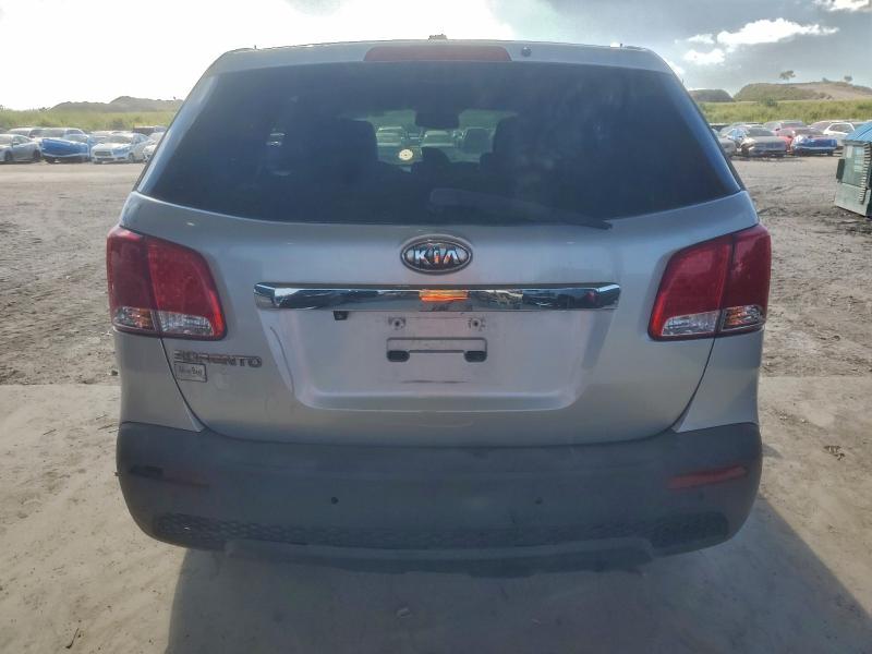 Photo 6 from auction – 2011 KIA SORENTO BA with VIN 5XYKTDA1XBG029484