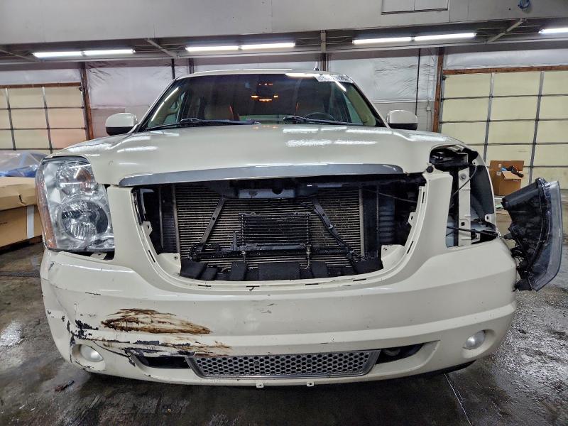Photo 5 from auction – 2013 GMC YUKON DENA with VIN 1GKS2EEF2DR340558