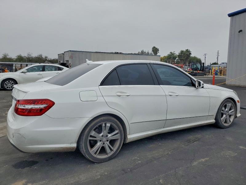 Photo 3 from auction – 2013 MERCEDES-BENZ E 350 with VIN WDDHF5KB3DA759597