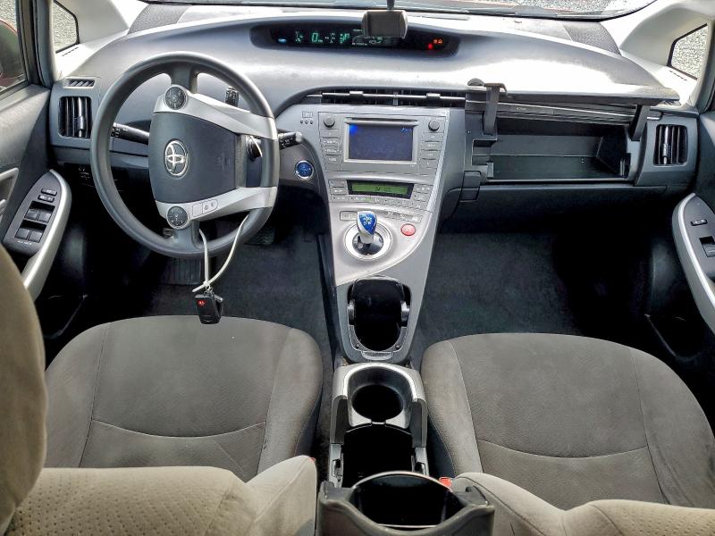 Photo 8 from auction – 2015 TOYOTA PRIUS with VIN JTDKN3DU2F1980133