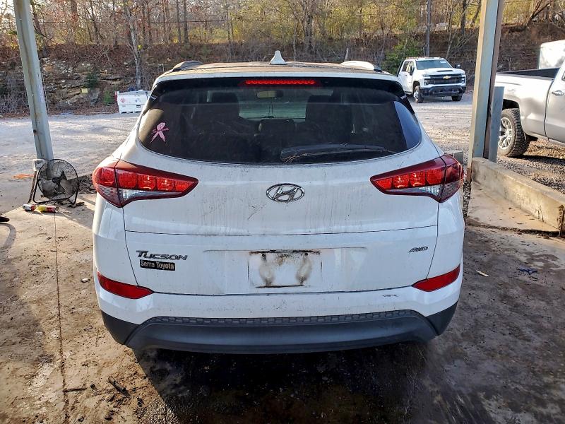Photo 6 from auction – 2018 HYUNDAI TUCSON SEL with VIN KM8J3CA44JU601657