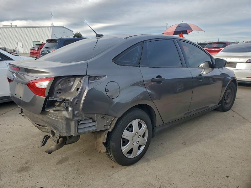 Photo 3 from auction – 2013 FORD FOCUS S with VIN 1FADP3E27DL116556