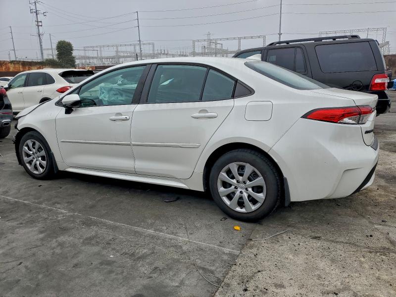 Photo 2 from auction – 2020 TOYOTA COROLLA LE with VIN 5YFEPRAE6LP144565