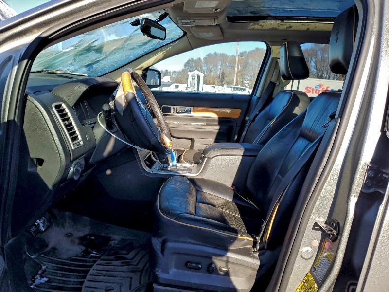 Zdjęcie 7 z aukcji – 2008 LINCOLN MKX z VIN 2LMDU88C18BJ38949
