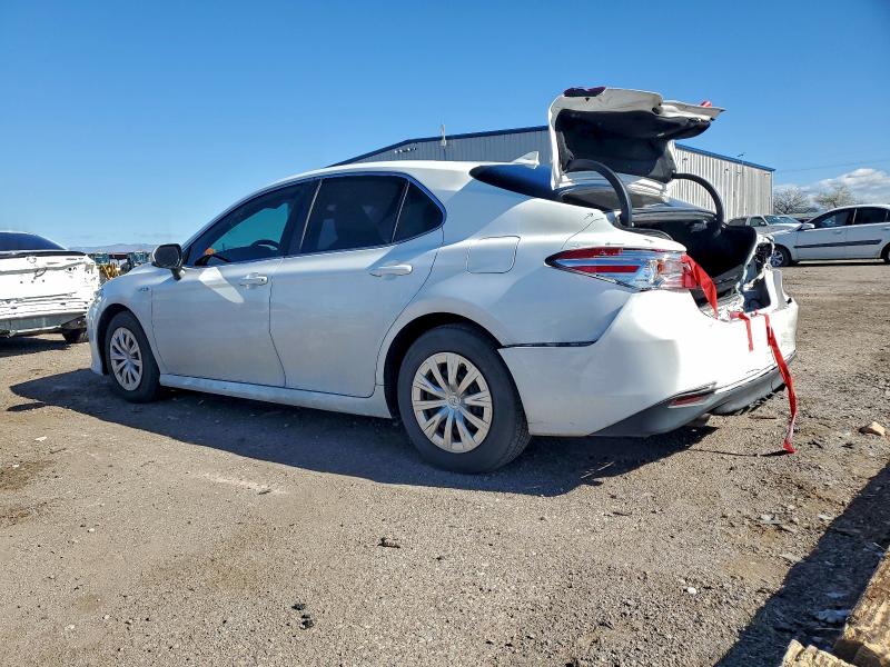Photo 2 from auction – 2020 TOYOTA CAMRY LE with VIN 4T1C31AK2LU527430