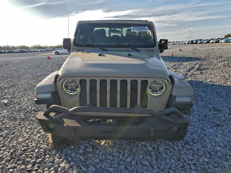 Photo 5 from auction – 2022 JEEP GLADIATOR with VIN 1C6JJTAM1NL170594