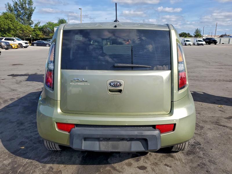 Photo 6 from auction – 2011 KIA SOUL + with VIN KNDJT2A23B7318891