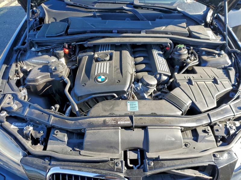 Photo 11 from auction – 2009 BMW 328 XI with VIN WBAPK73549A456581