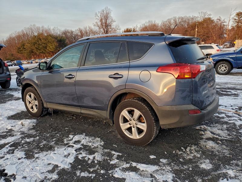 Photo 2 from auction – 2013 TOYOTA RAV4 XLE with VIN 2T3RFREV6DW065564