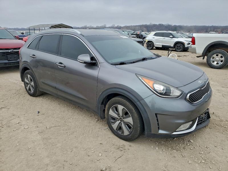 Фото 4 с аукциона – 2017 KIA NIRO EX с VIN KNDCC3LC0H5059852