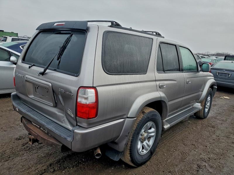 Photo 3 from auction – 2002 TOYOTA 4RUNNER SR with VIN JT3HN86R520379058