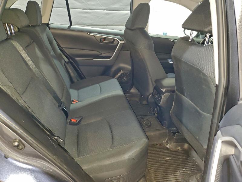 Photo 11 from auction – 2024 TOYOTA RAV4 LE with VIN JTMLWRFV5RD242811