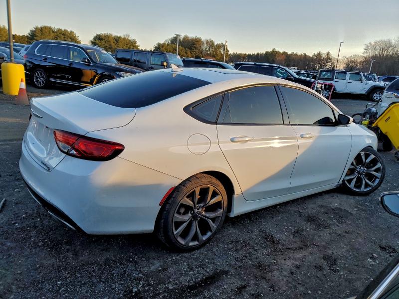 Photo 3 from auction – 2016 CHRYSLER 200 S with VIN 1C3CCCDG3GN163160