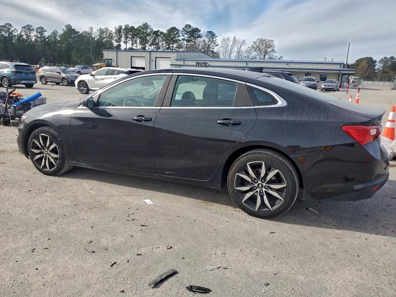 Photo 2 from auction – 2017 CHEVROLET MALIBU LT with VIN 1G1ZE5STXHF270044
