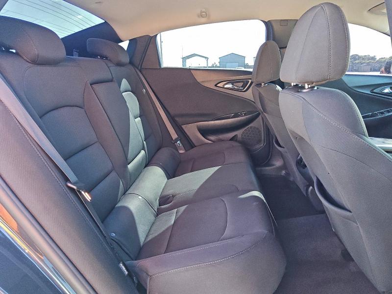 Photo 10 from auction – 2021 CHEVROLET MALIBU LT with VIN 1G1ZD5ST8MF025580