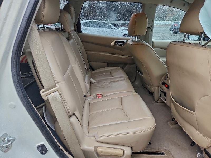 Photo 11 from auction – 2015 NISSAN PATHFINDER with VIN 5N1AR2MN4FC697493