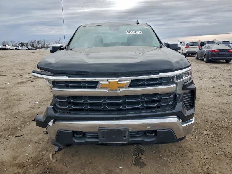 Photo 5 from auction – 2022 CHEVROLET SILVERADO with VIN 2GCUDDED1N1514296