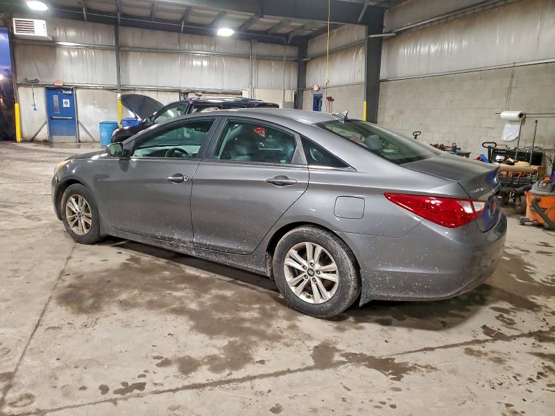 Photo 2 from auction – 2012 HYUNDAI SONATA GLS with VIN 5NPEB4AC5CH452713