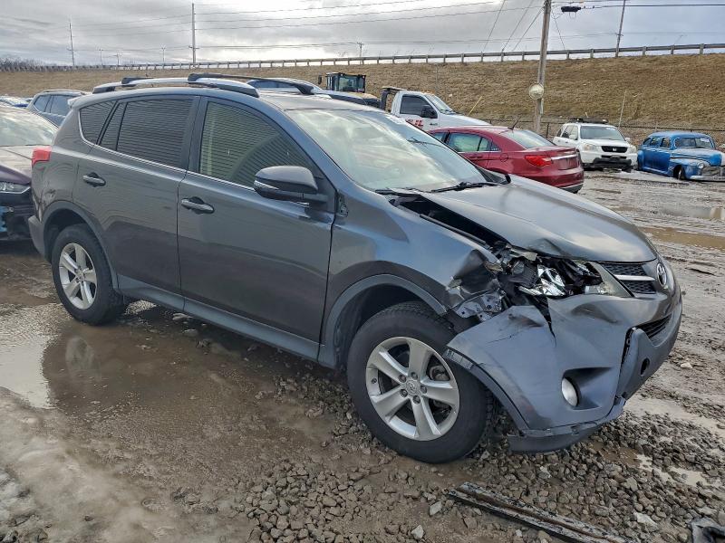 Photo 4 from auction – 2013 TOYOTA RAV4 XLE with VIN JTMWFREV6DD021077