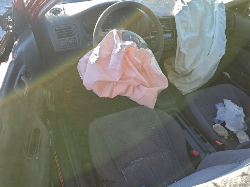 Photo 8 from auction – 1996 HONDA CIVIC DX with VIN 2HGEJ6444TH128052