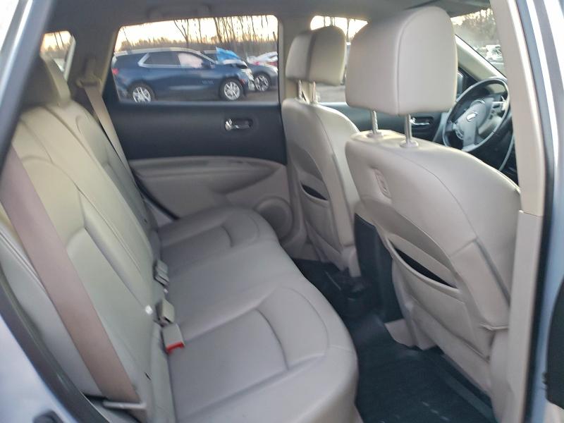 Photo 10 from auction – 2011 NISSAN ROGUE S with VIN JN8AS5MV5BW294677